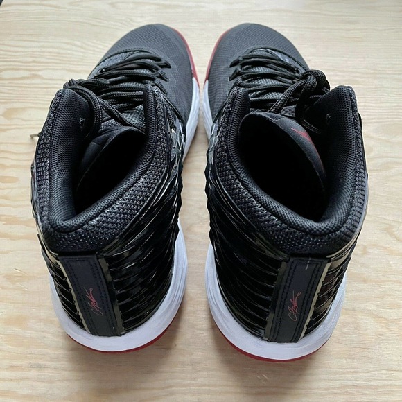 NEW Nike Jordan Melo M13 BRED Black White Red Anthracite SZ 11 (881562 002) main image 6